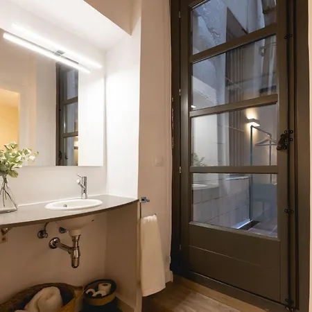 公寓 Bravissimo Cort Reial Entresol A